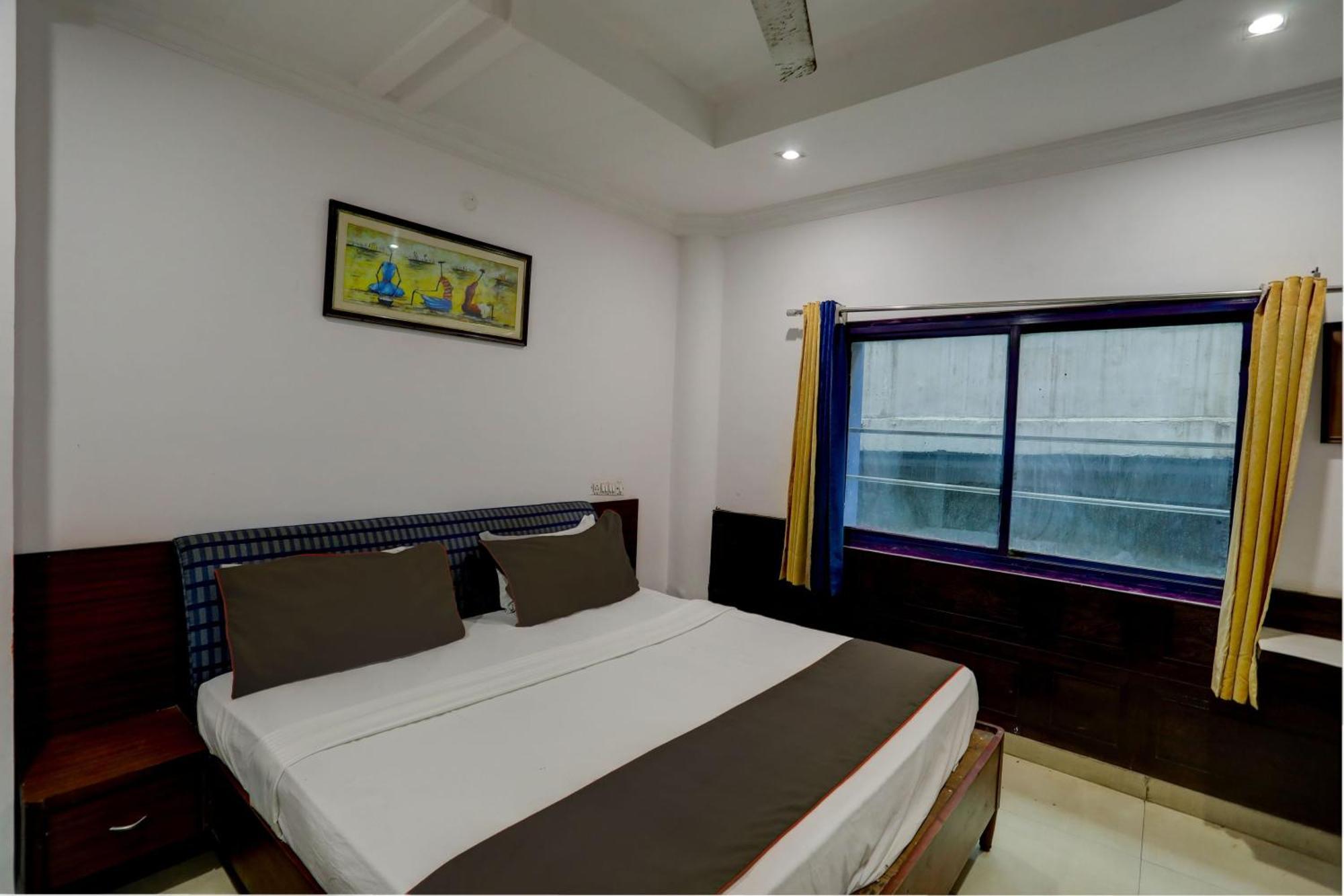 Hotel Monarch Inn Lucknow Exterior photo